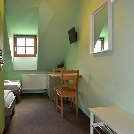 Otel Anton