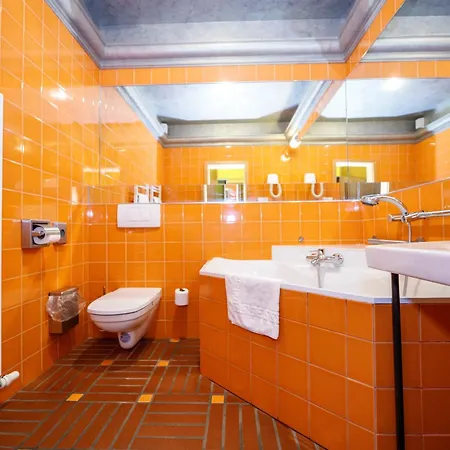 Otel Anton 3*
