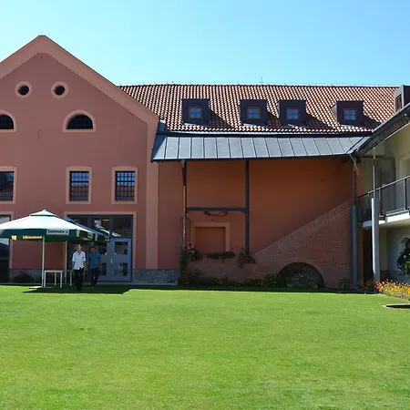 Antoň 3*