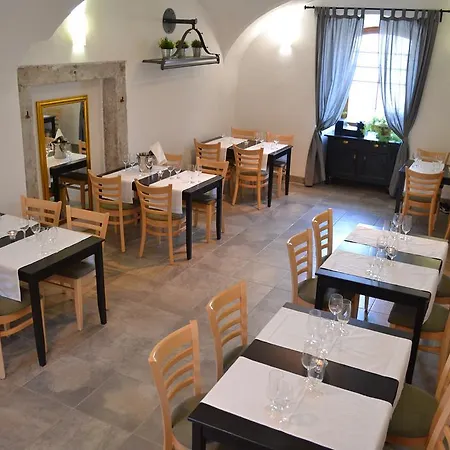 Hotel Anton 3*