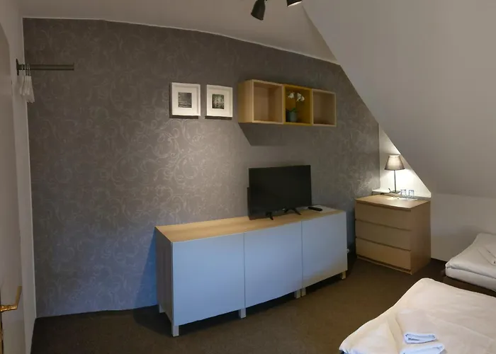Hotel Anton 3*