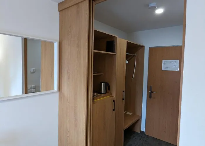Anton Hotel 3*